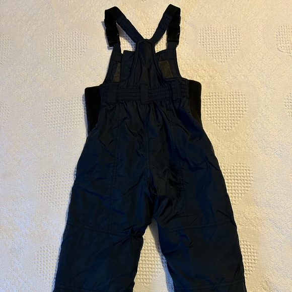 Snow pants - Picture 2 of 11